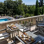 Hotell Le Chateau Des Forges