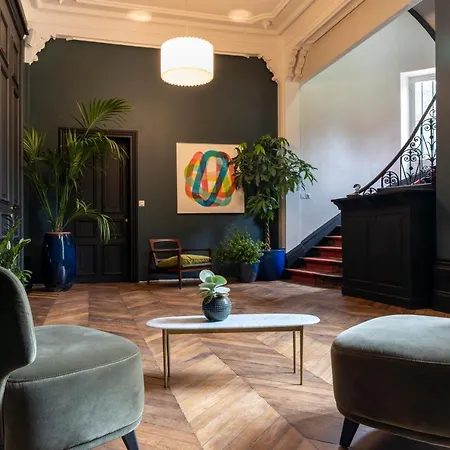 Le Chateau Des Forges 호텔