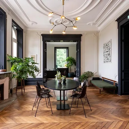 Le Chateau Des Forges Hotel