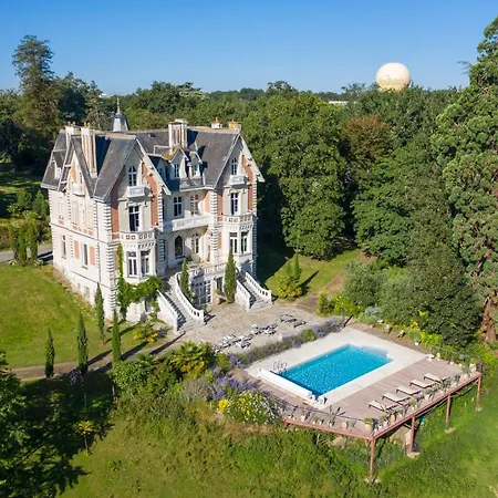 Hotel Le Château Des Forges 3*