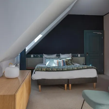 Le Chateau Des Forges Angers