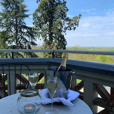 Le Chateau Des Forges Hotel