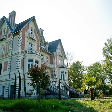 Le Chateau Des Forges 3*