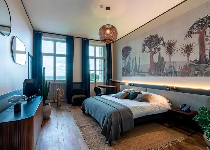 Hotel Le Chateau Des Forges 3*