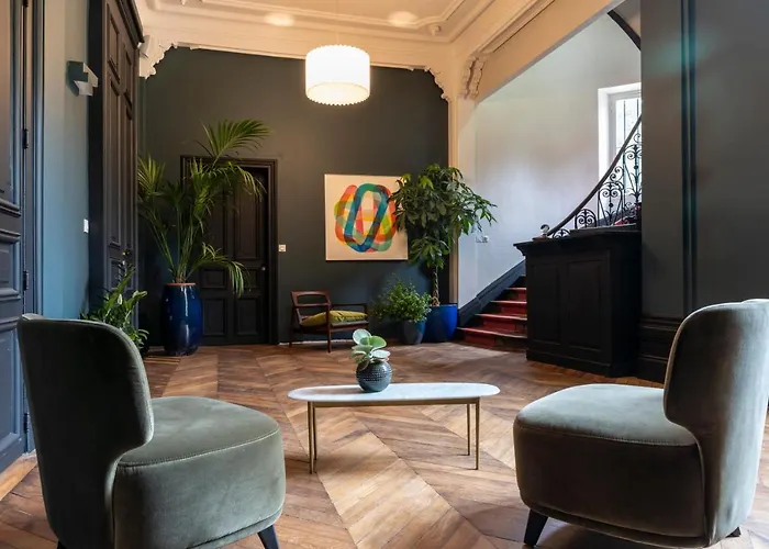 Le Chateau Des Forges Hotel