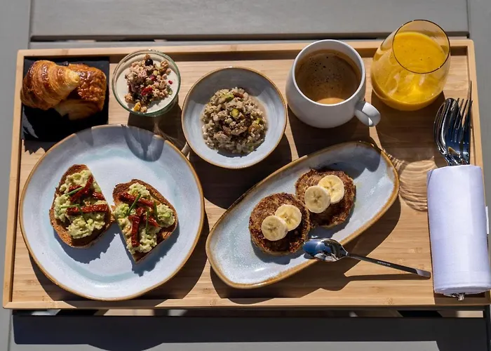 Le Chateau Des Forges Hotel