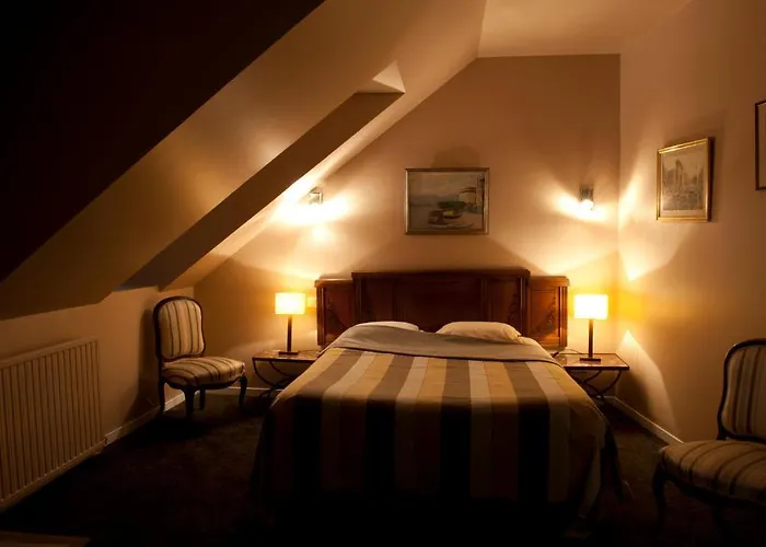 Le Chateau Des Forges Hotel 3*