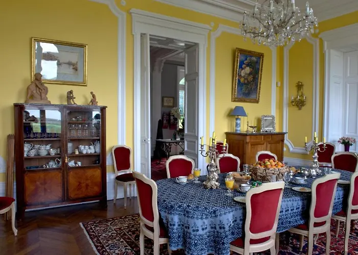 Le Chateau Des Forges Hotel