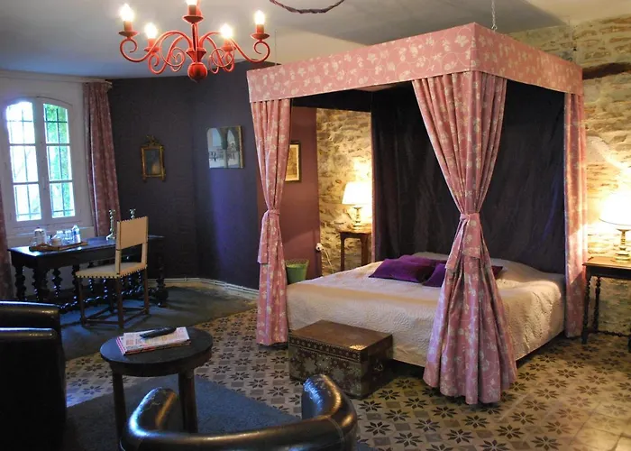 Le Chateau Des Forges 3*