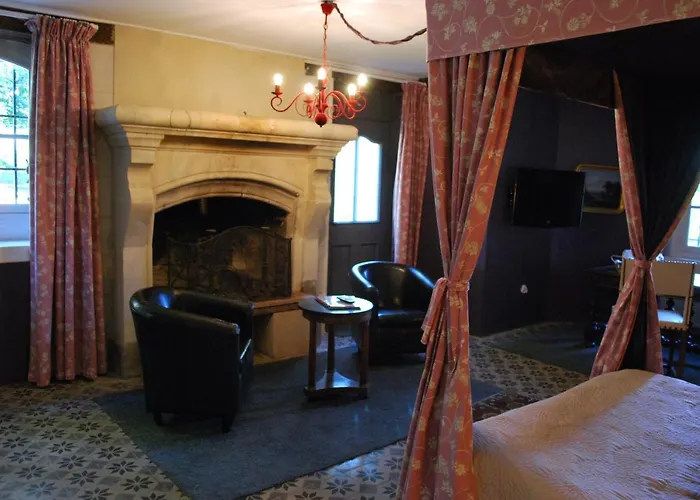 Le Chateau Des Forges Hotel